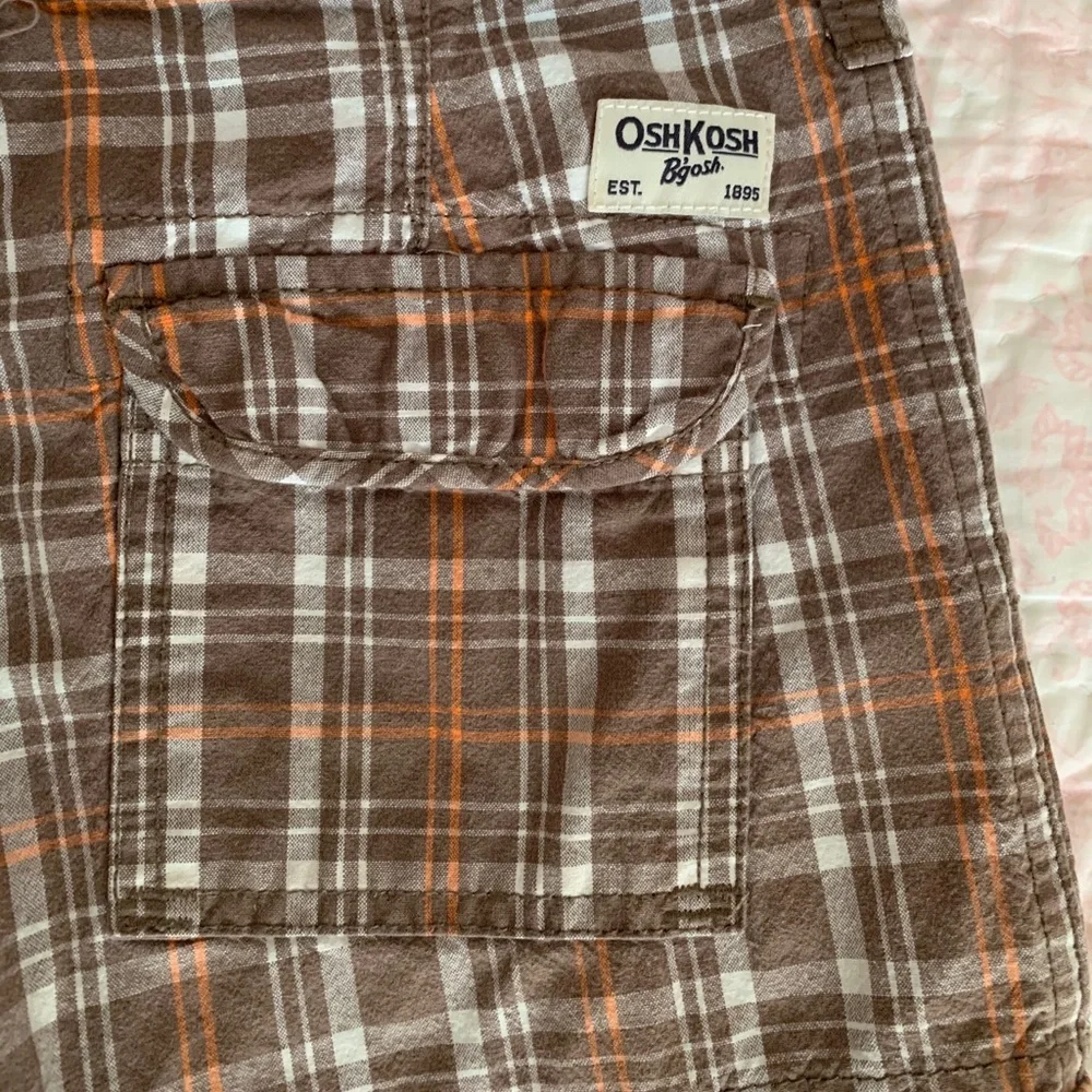 OshKosh B'Gosh Shorts Boys 7X Brown Plaid Cargo Flat Front Pockets Adjustable